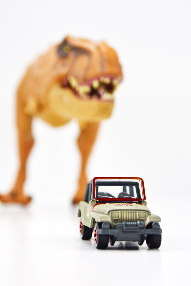 Illustration for article titled Welcome to the Jungle: Matchbox Jurassic Legacy Collection